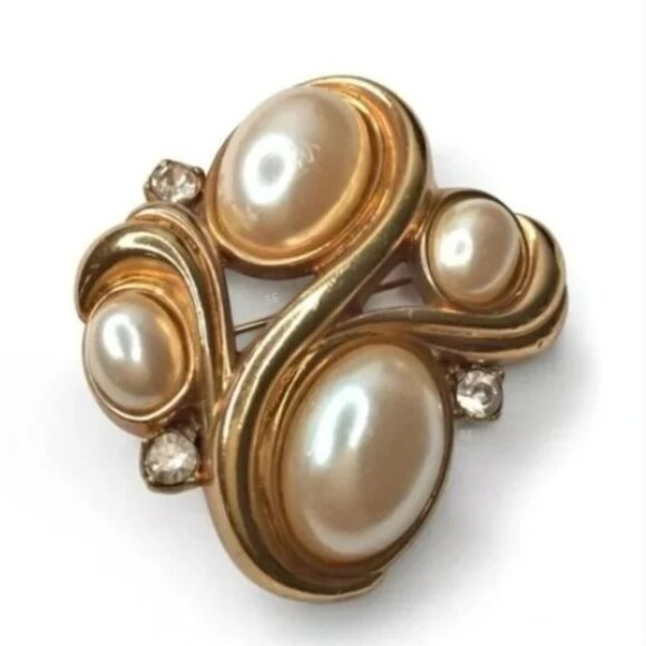 Vintage MONET Gold-Tone Faux Pearl & Rhinestone Brooch - Rare - Picture 11 of 12